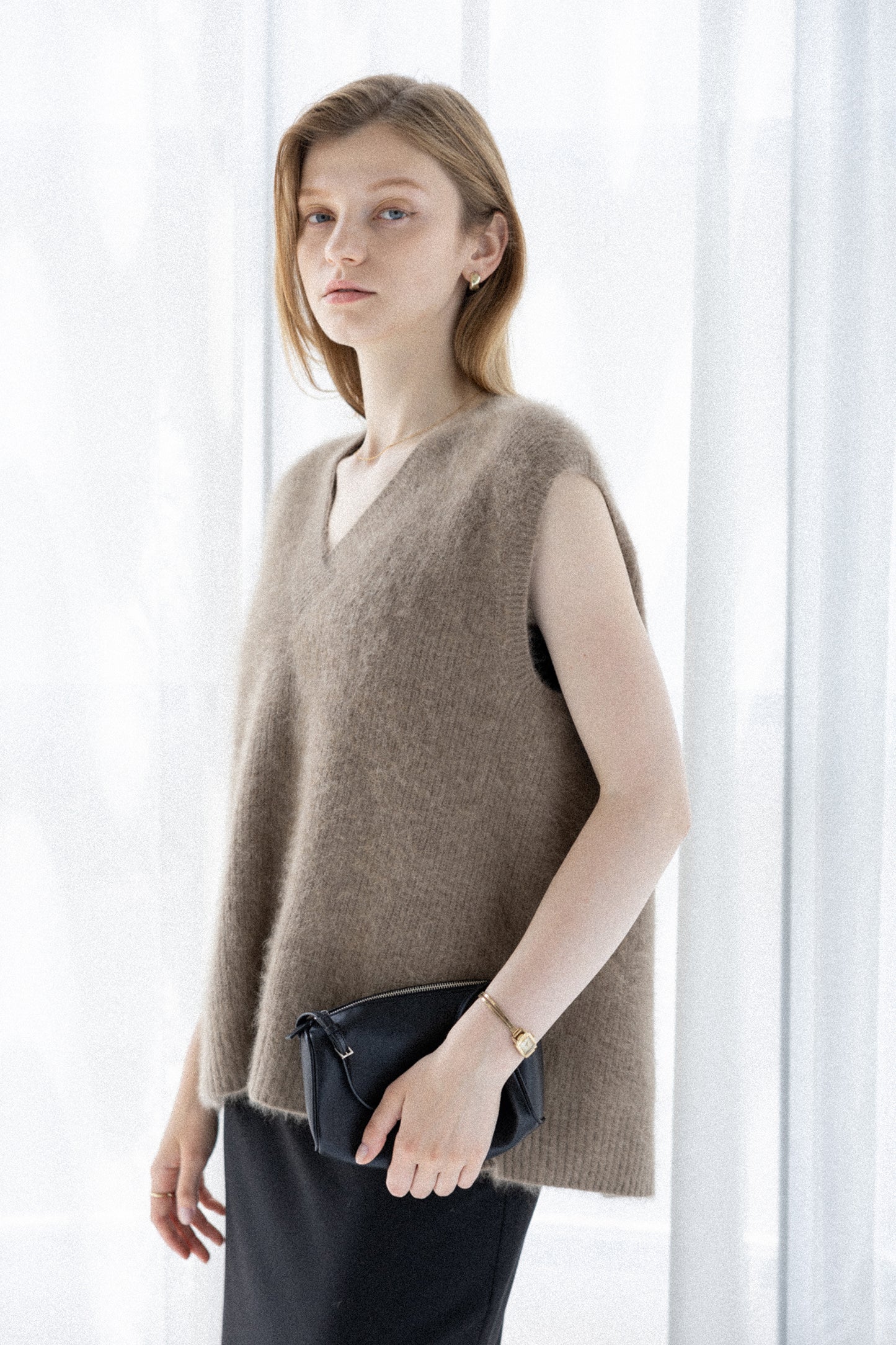 26capsule Raccoon fox back slit vest /CT26105