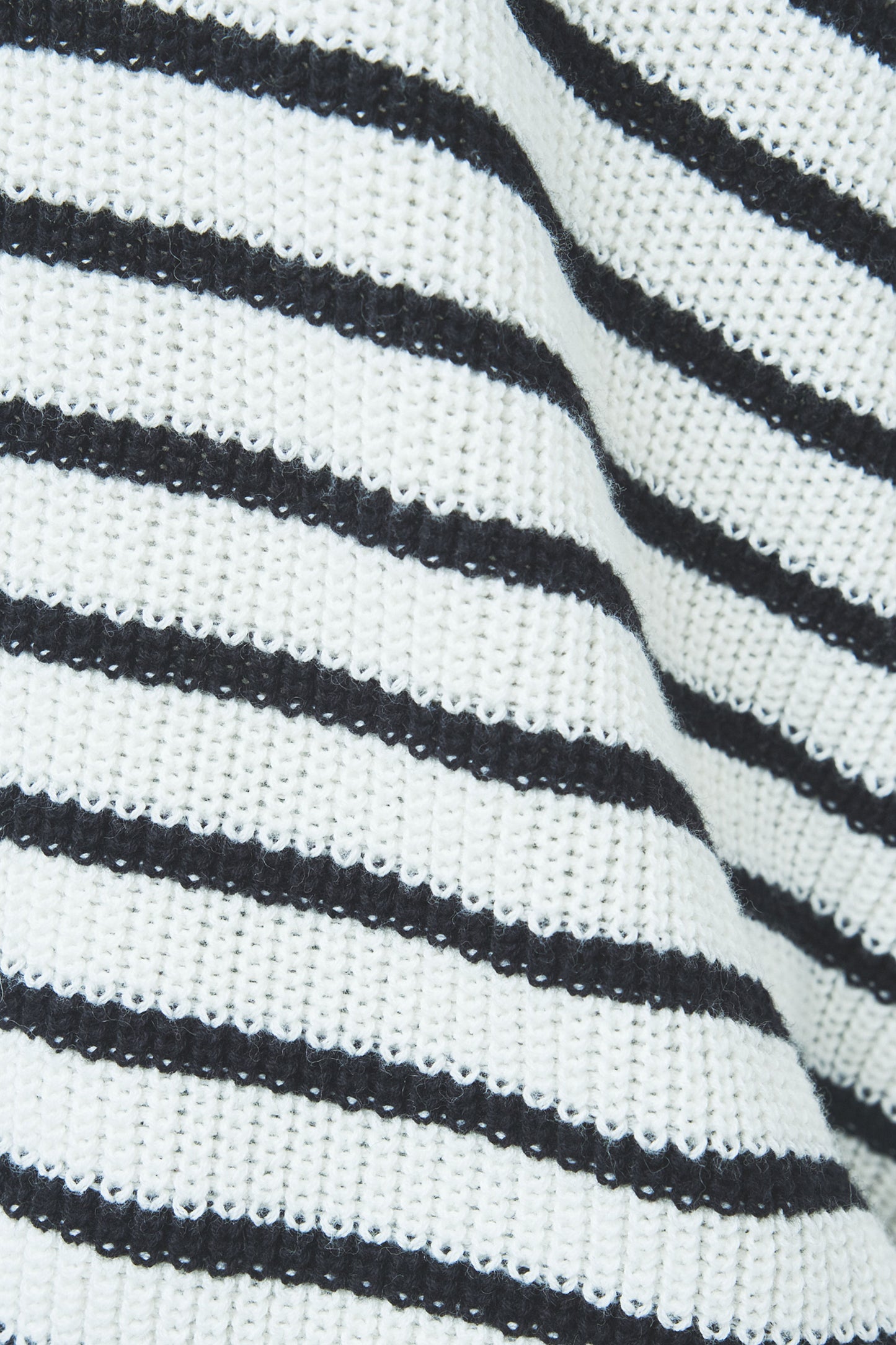 Pull tricot côtelé en coton et cachemire BLANC×NOIR /CT23118